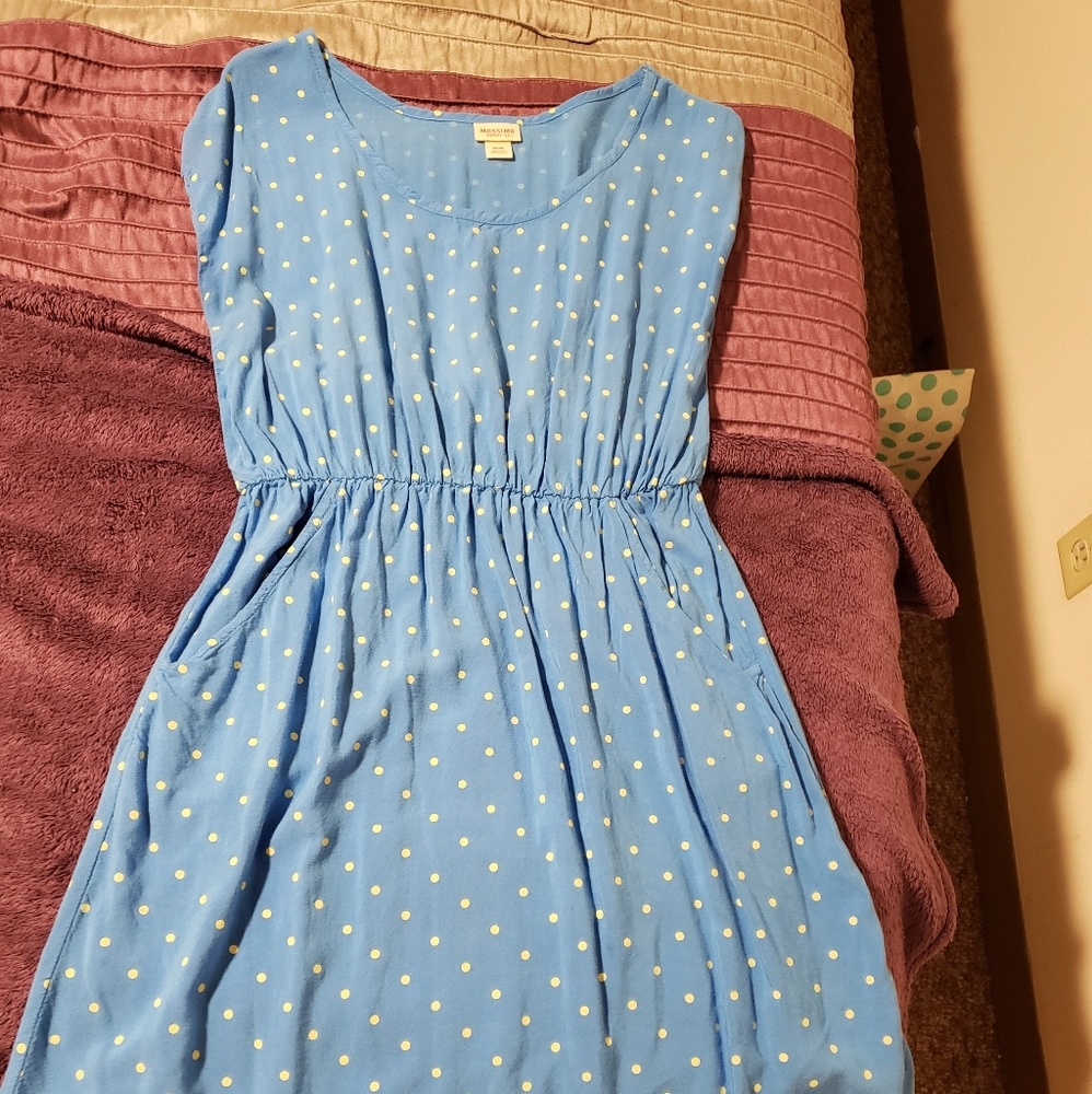 💜 Mossimo blue polka dot dress